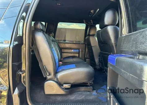 2004 Ford Excursion Eddie Bauer z USA, uszkodzony, nr VIN 1FMSU45P14EA06923